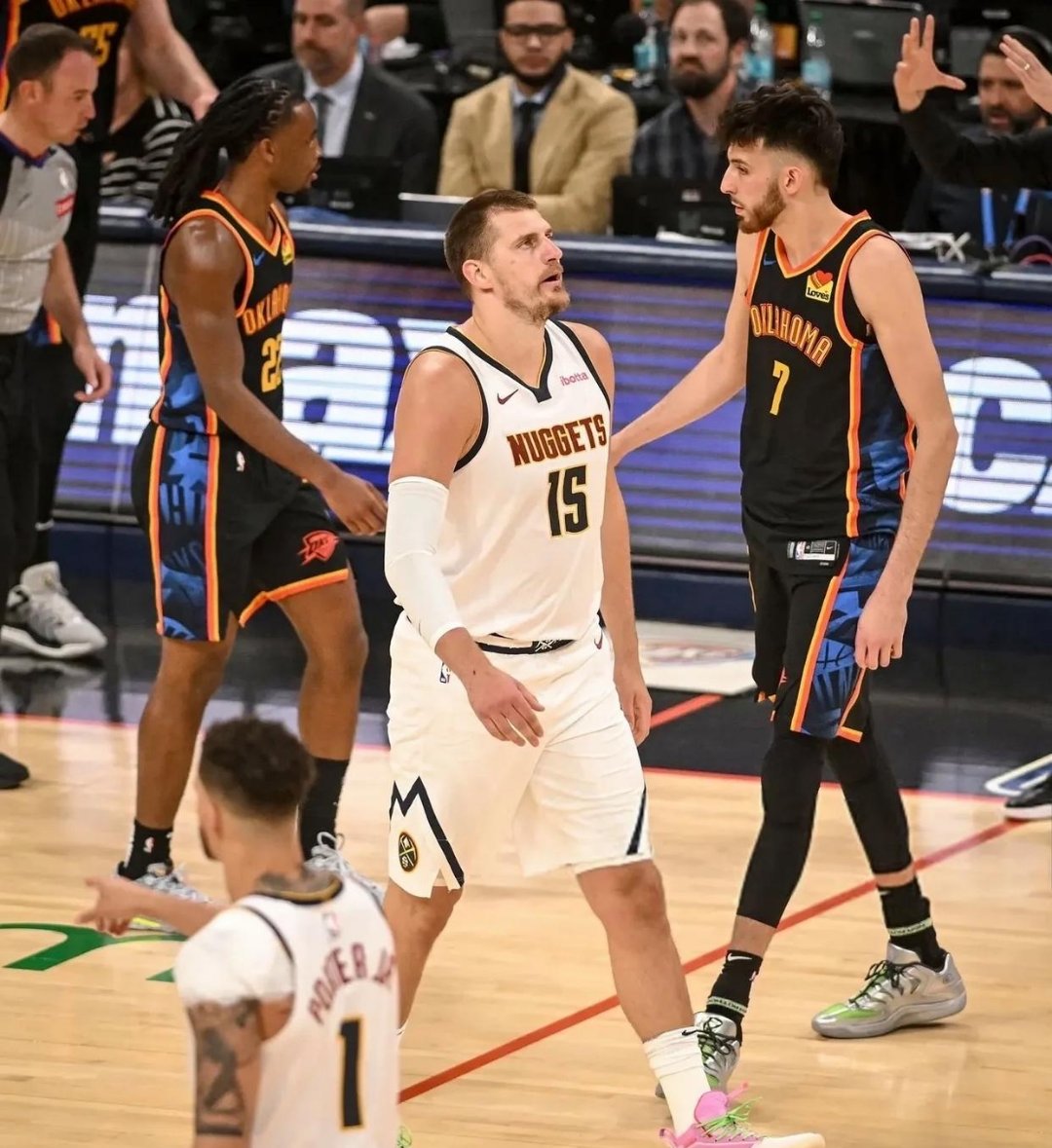 壹号娱乐下载-清晨皇家社会备战NBA季后赛；主帅复盘细节曝光；悬念犹存；资深球员宣示担当的简单介绍-壹号娱乐下载