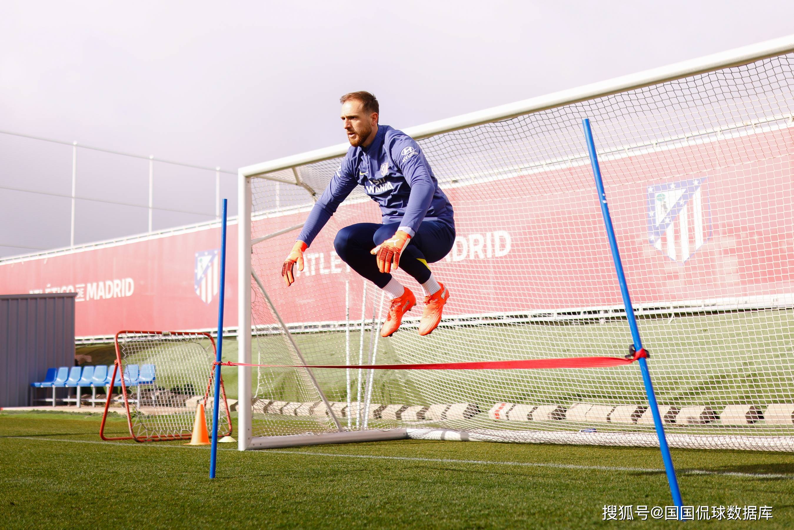 从今夜拉齐奥备战西甲到里程碑夜曼联篮板制胜，里程碑夜莱比锡刷新队史纪录的简单介绍